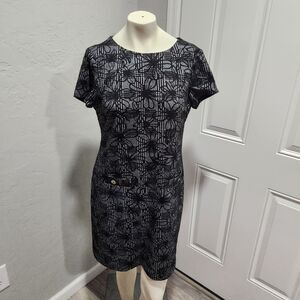 Tommy Hilfiger Dark Floral Shift Dress Womens SZ 12 Plaid Academia Business Work